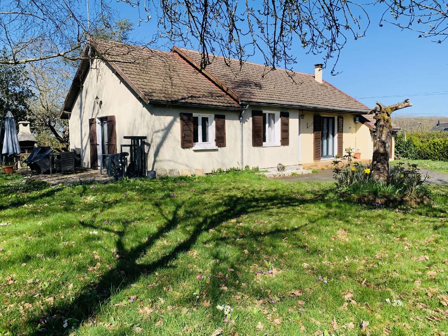  te koop huis Chéroy Yonne 1