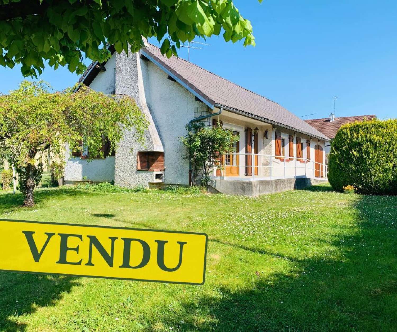  for sale house Chéroy Yonne 1