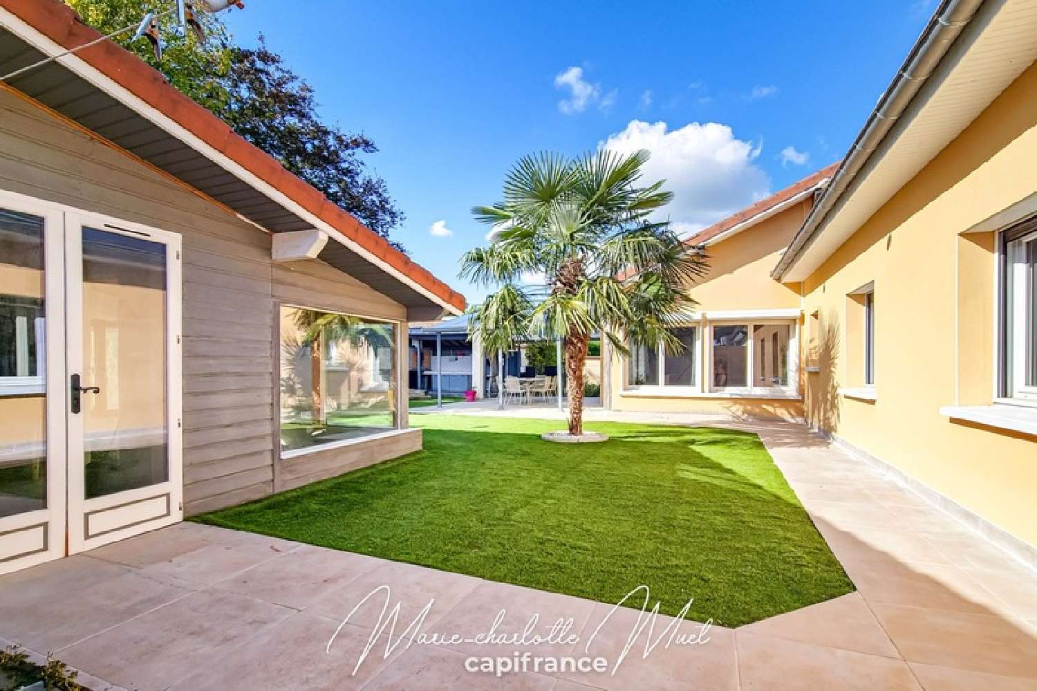  te koop huis Chevroux Ain 1