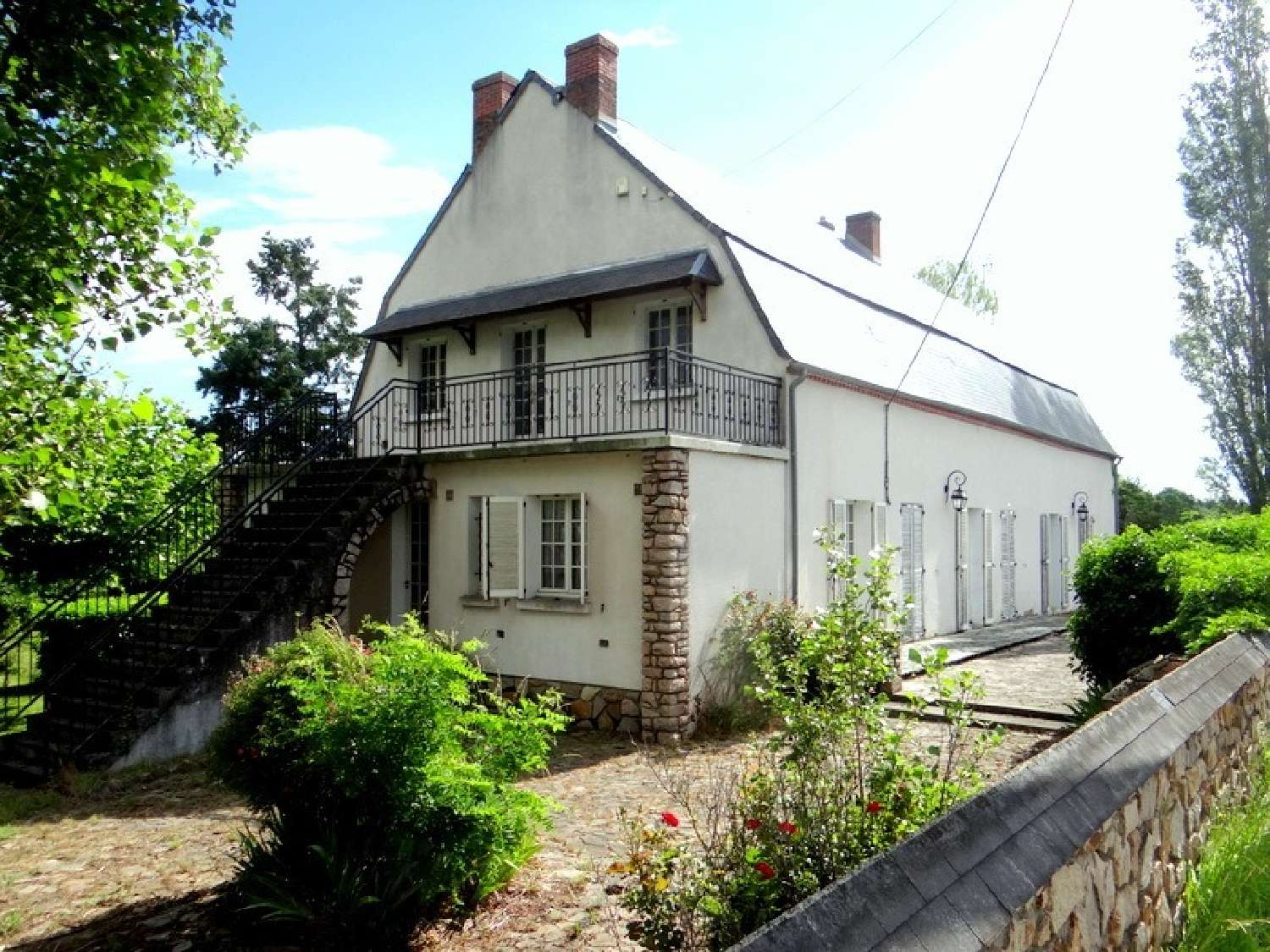  te koop huis Commentry Allier 1
