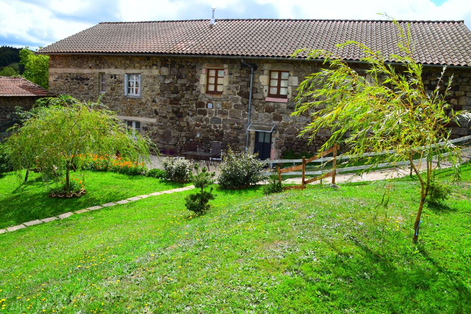  à vendre maison Coucouron Ardèche 1