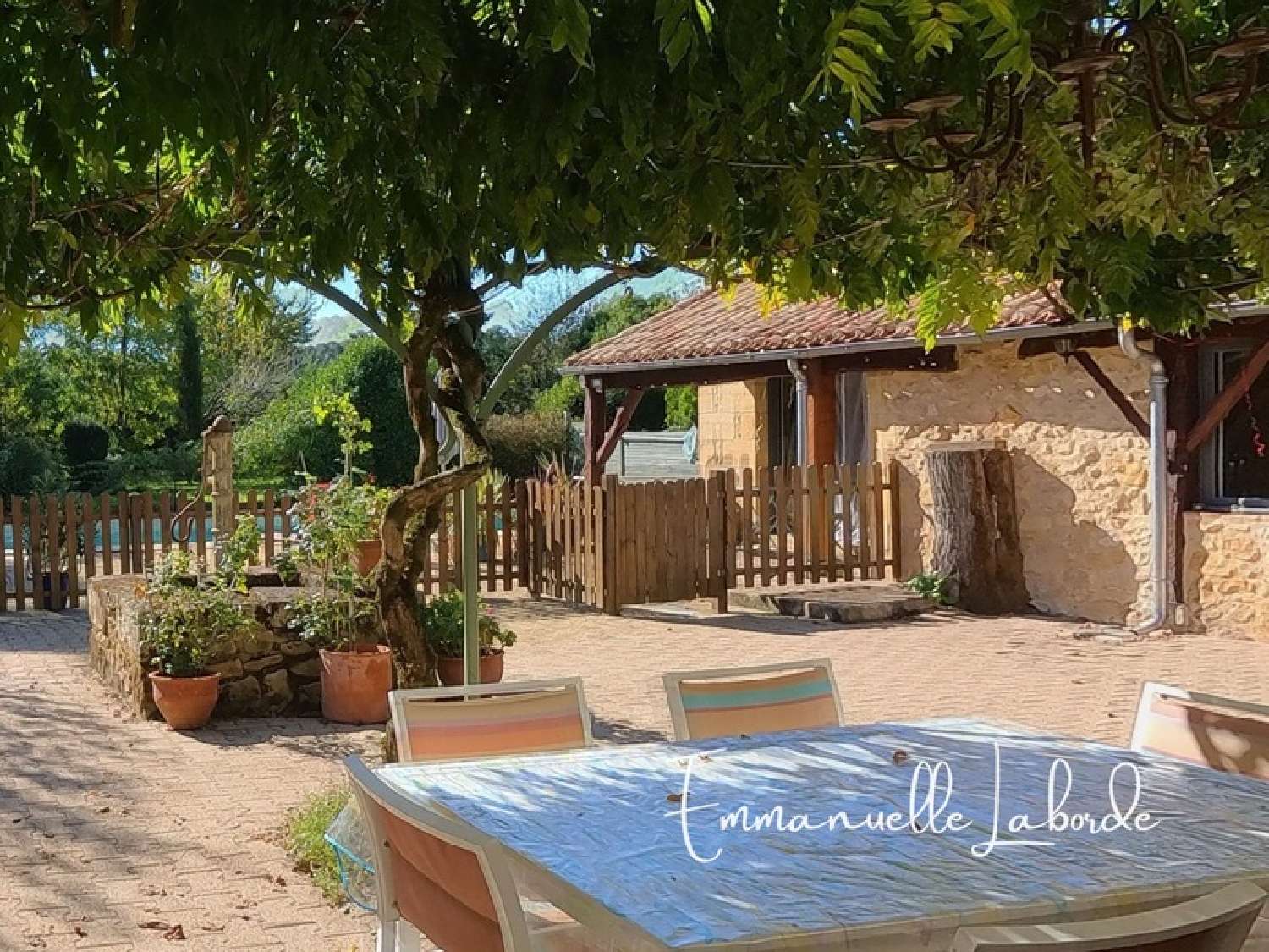 te koop huis Cours-de-Pile Dordogne 2