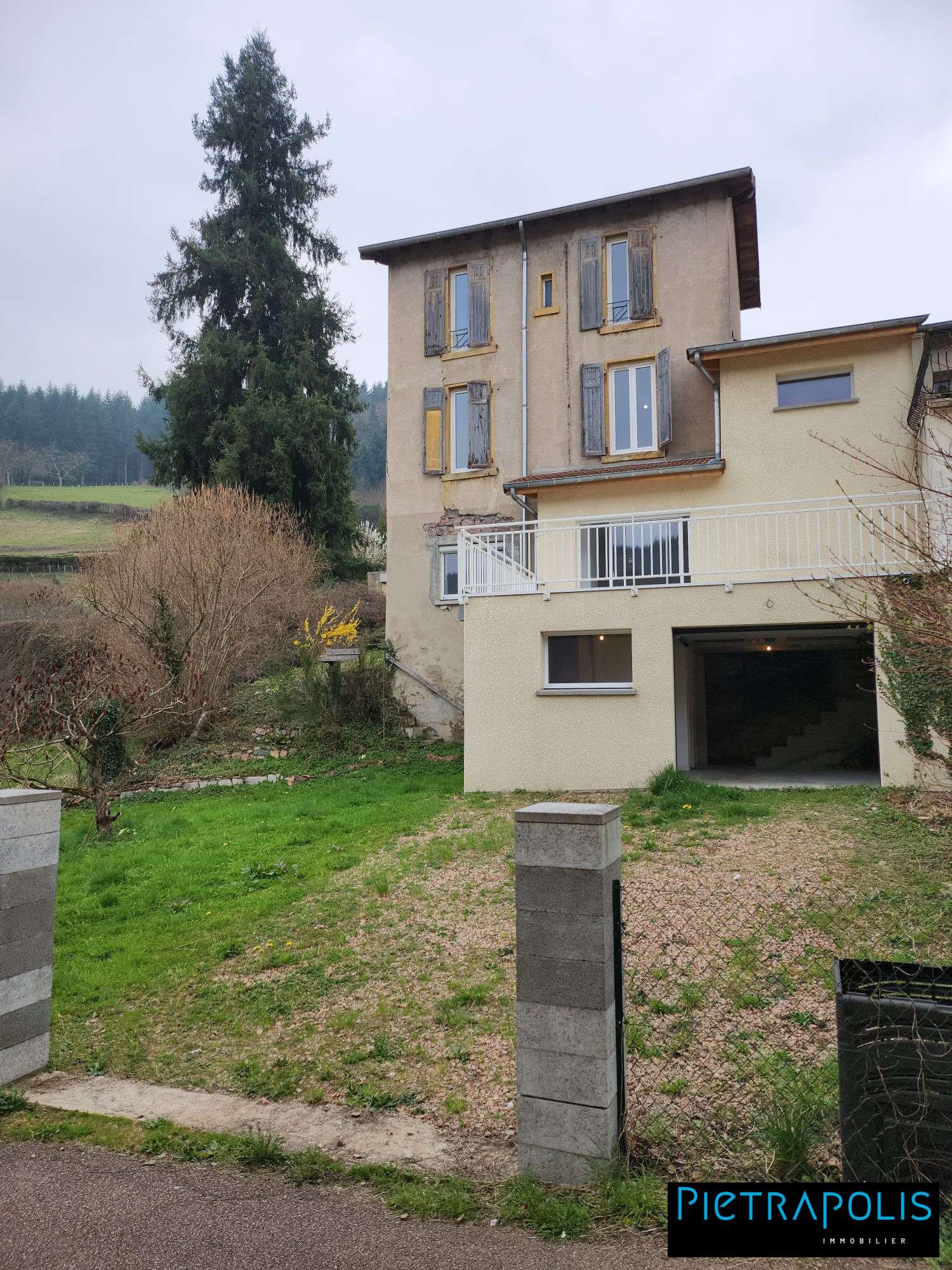  en venta casa Cours-La-Ville Rhône 1