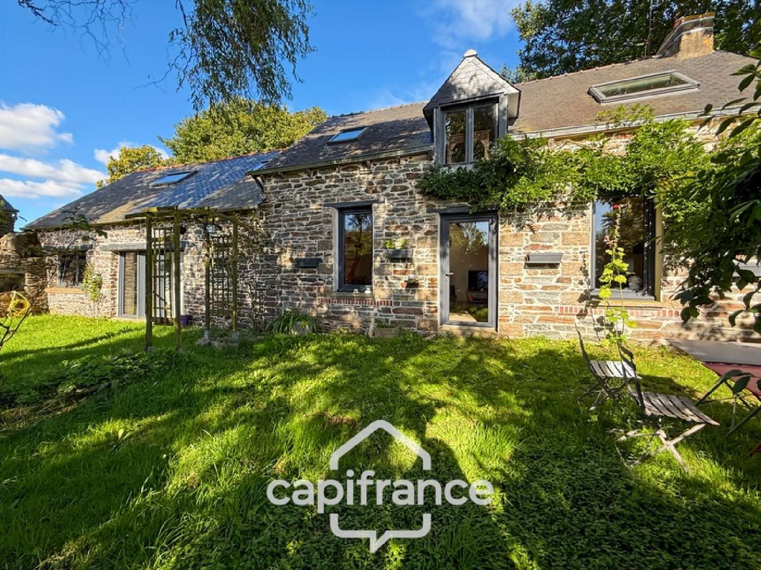  for sale house Crédin Morbihan 1