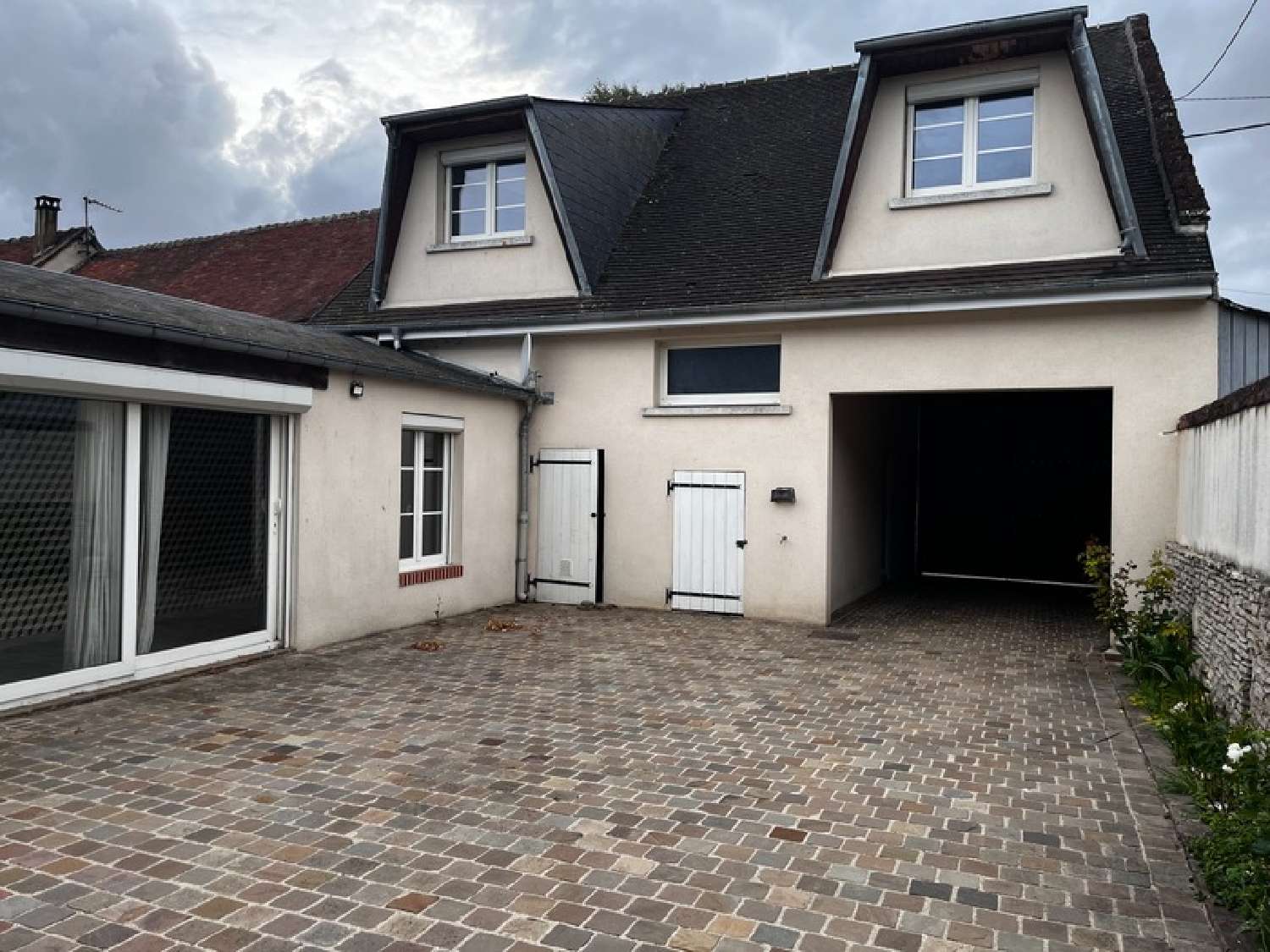  for sale house Cressonsacq Oise 1
