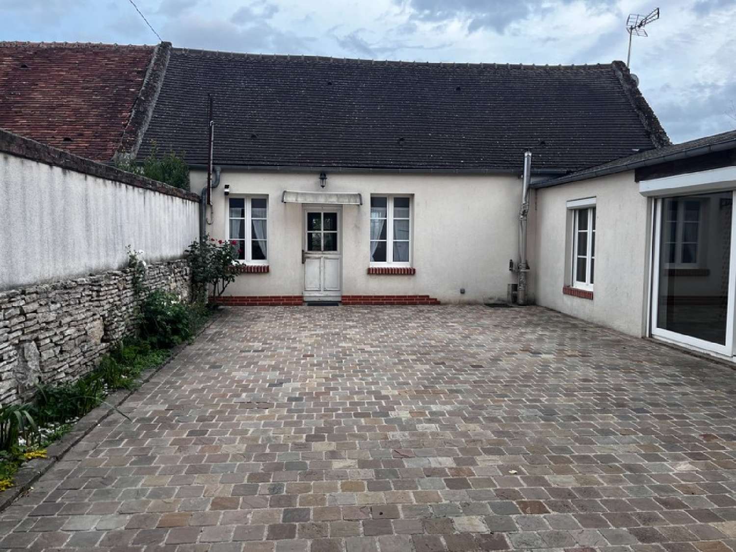  for sale house Cressonsacq Oise 2