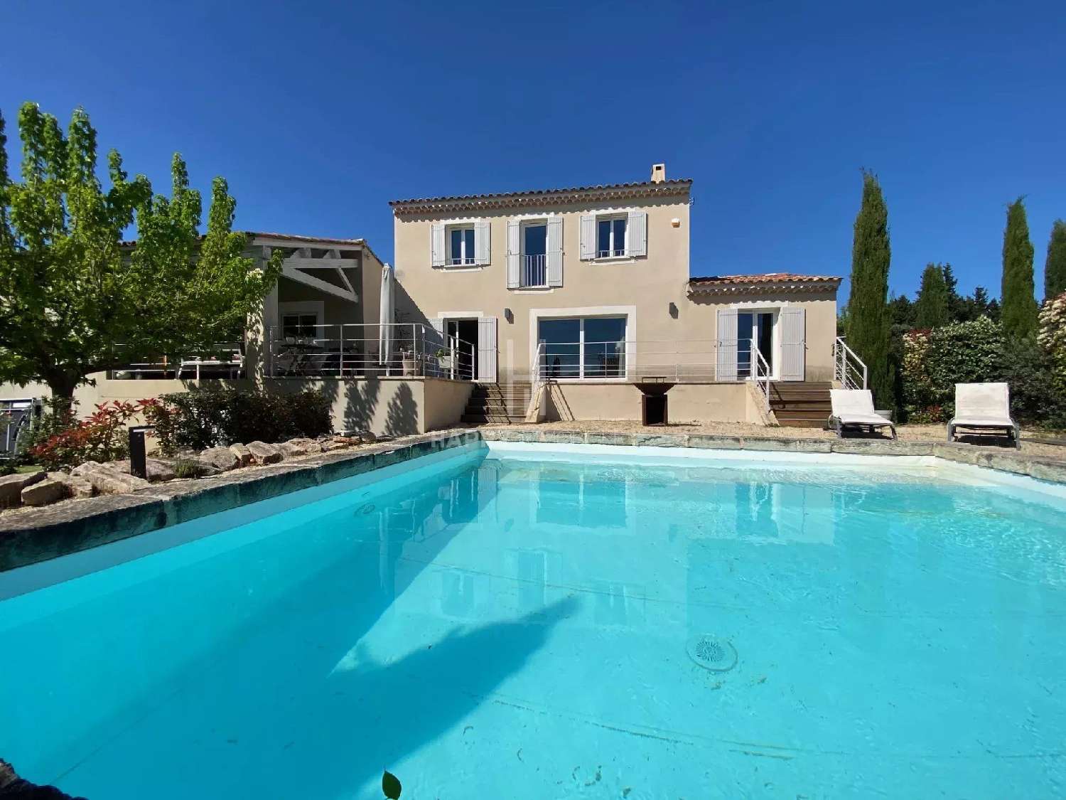  for sale house Eyguières Bouches-du-Rhône 1