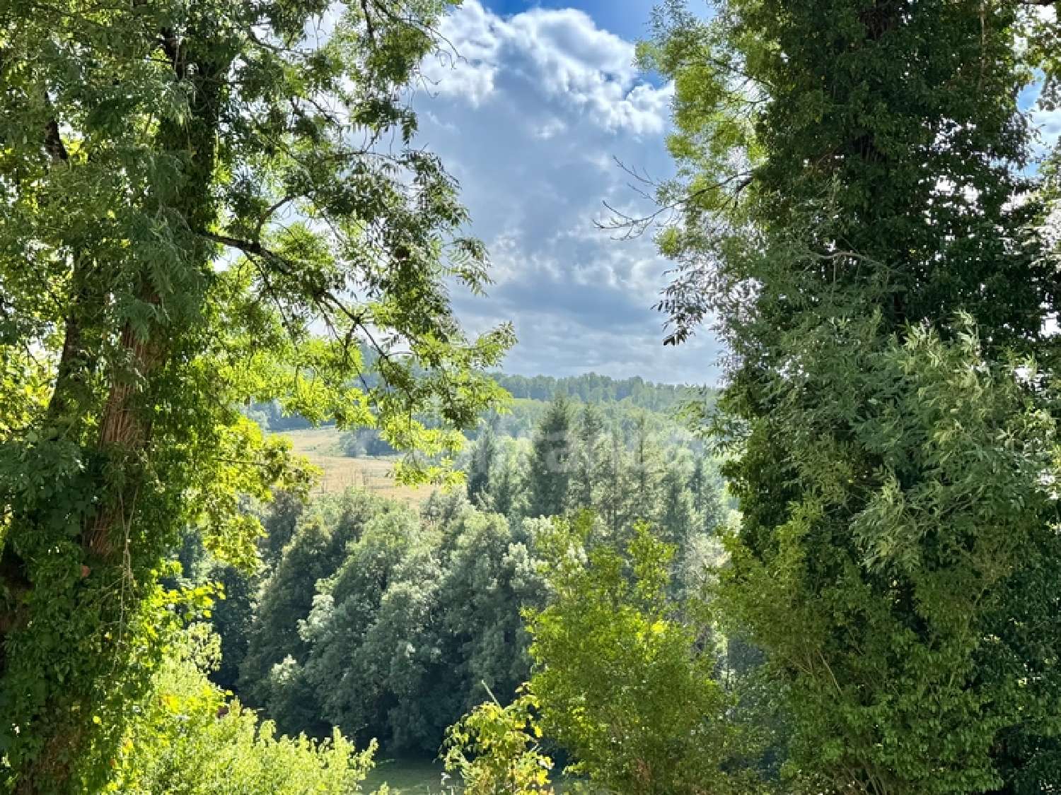  en venta casa Ferrières-sur-Sichon Allier 2