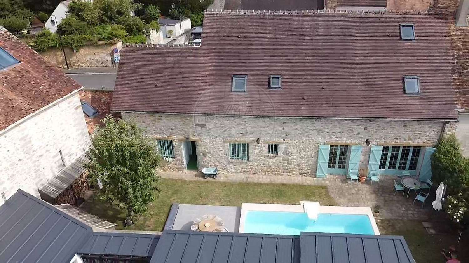  for sale house Fouju Seine-et-Marne 1
