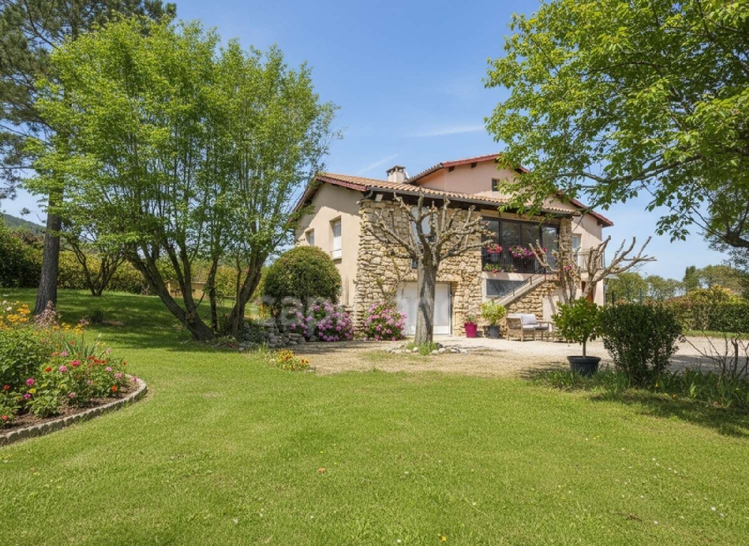  te koop huis Gargas Vaucluse 3