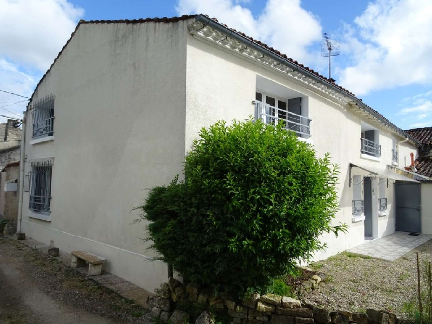  for sale house Julienne Charente 2