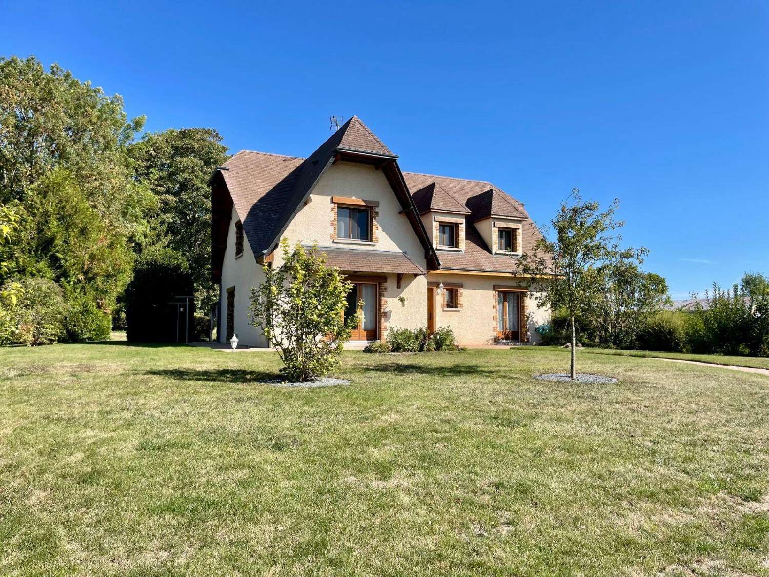  te koop huis Juniville Ardennes 1