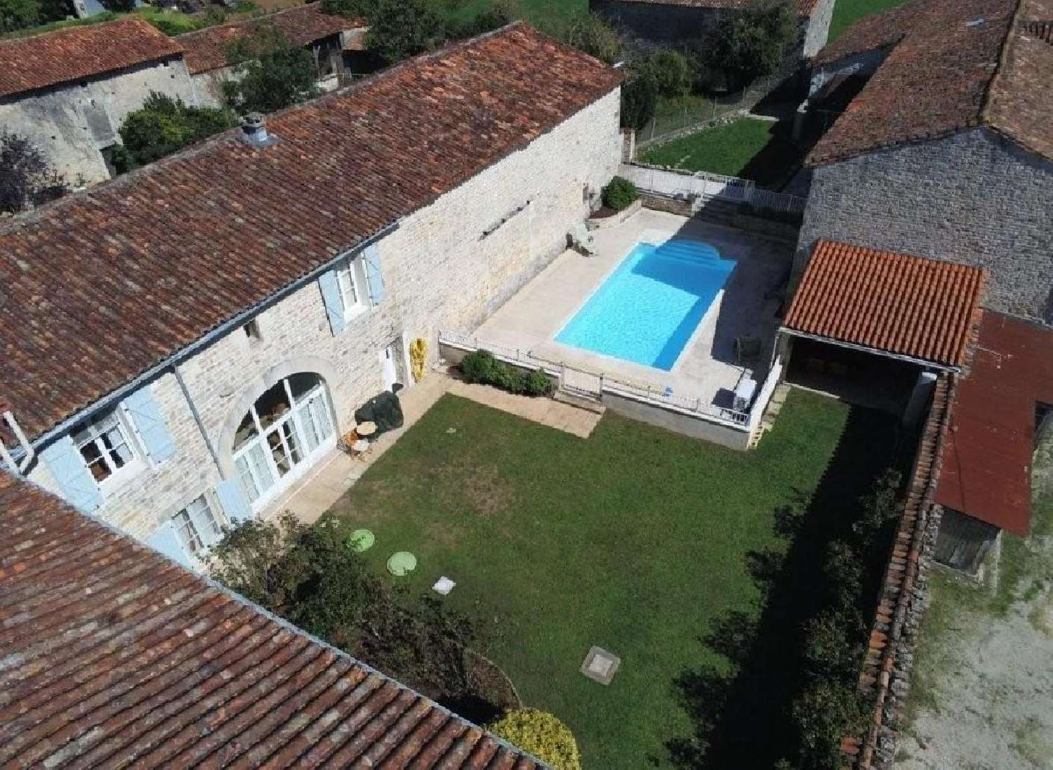  for sale house Ambérac Charente 2