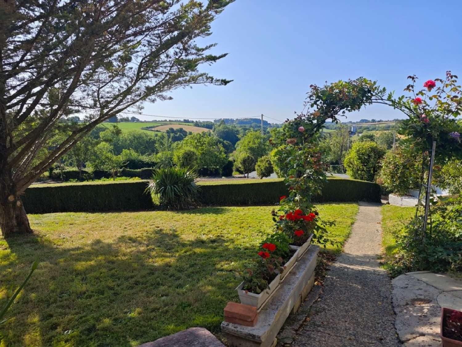  for sale house La Châtaigneraie Vendée 2