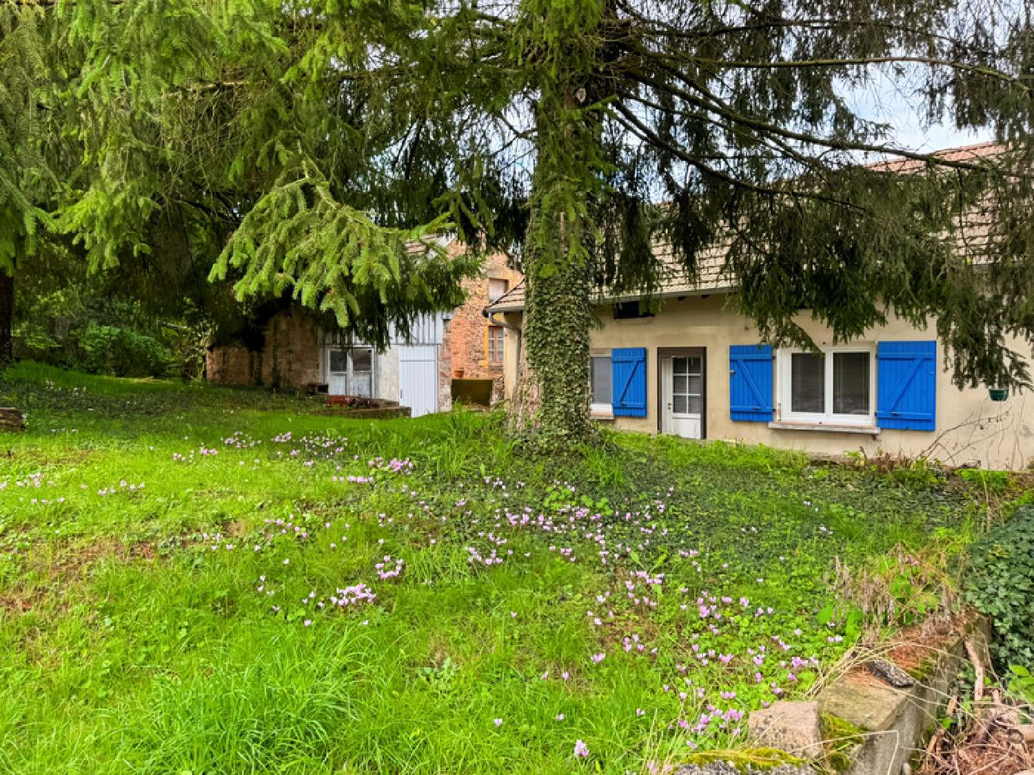 à vendre maison La Clayette Saône-et-Loire 1