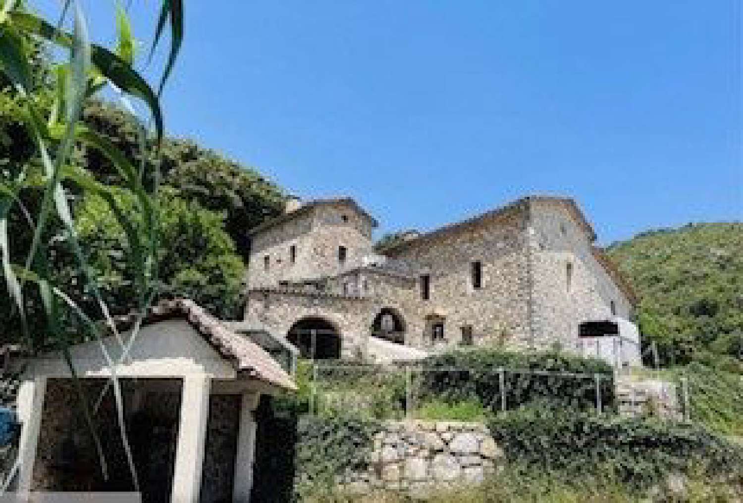  for sale house Lasalle Gard 1