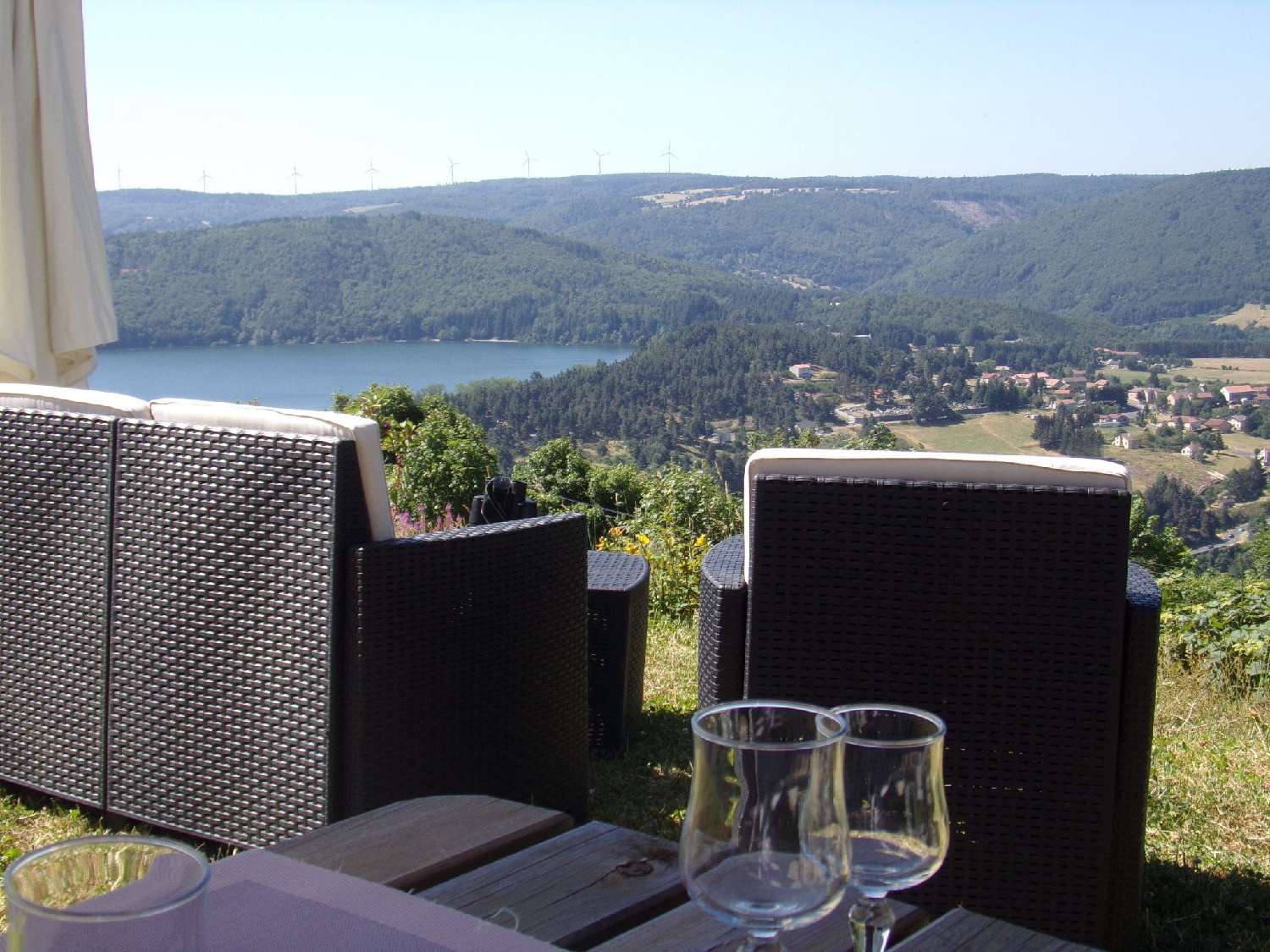  à vendre maison Le Lac-d'Issarlès Ardèche 1