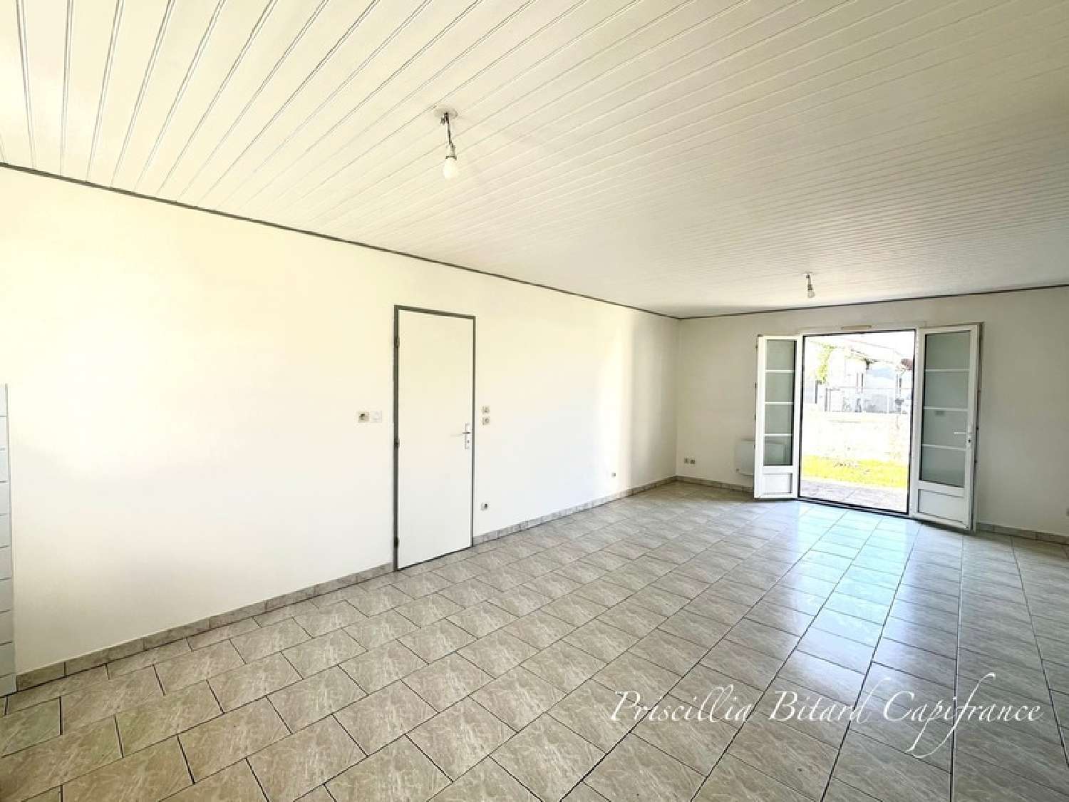  for sale house Le Thou Charente-Maritime 4