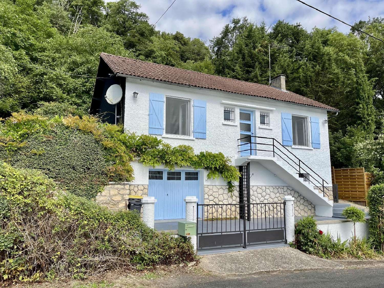  for sale house Le Vigeant Vienne 1