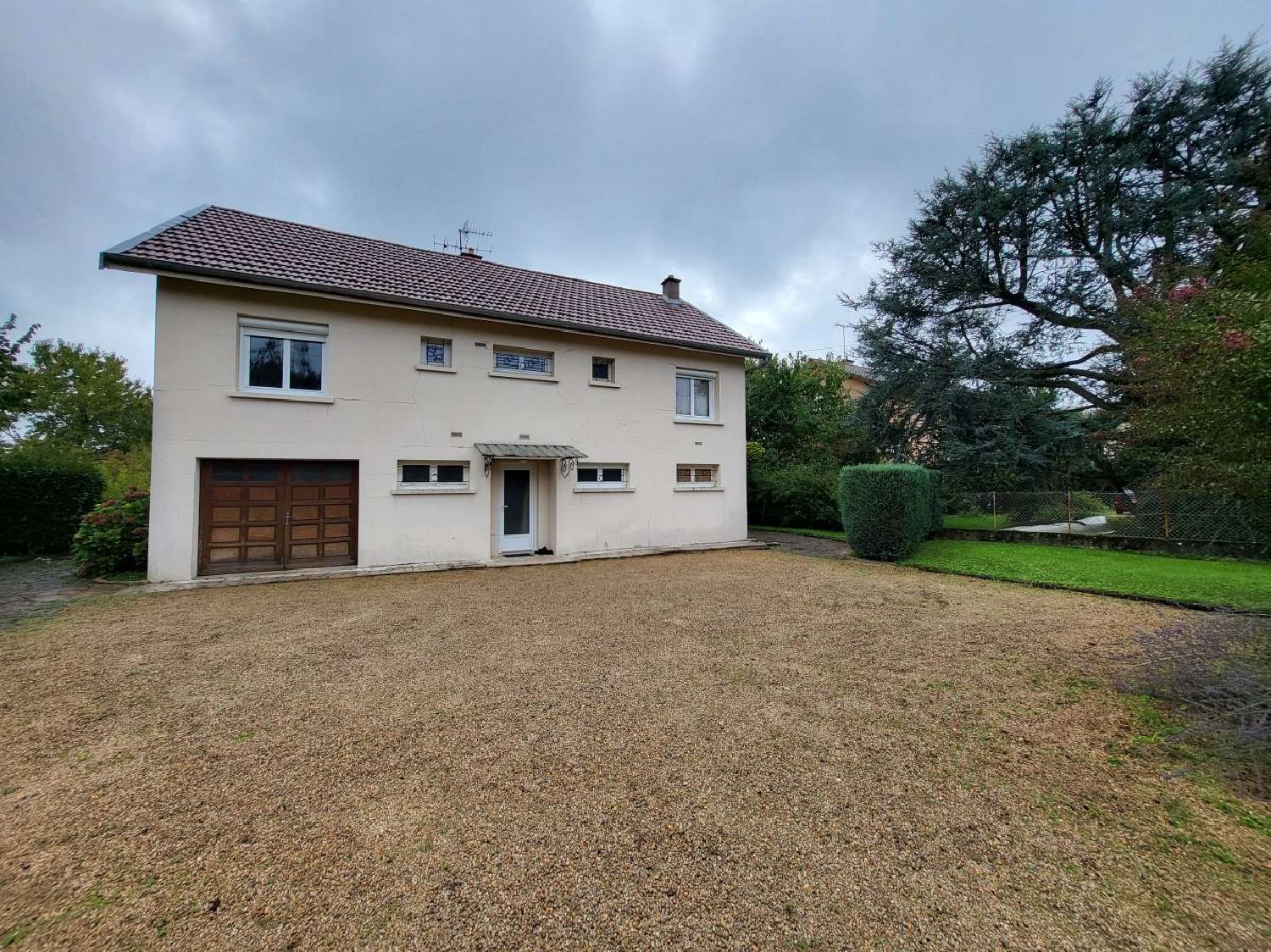 te koop huis Loché Saône-et-Loire 1