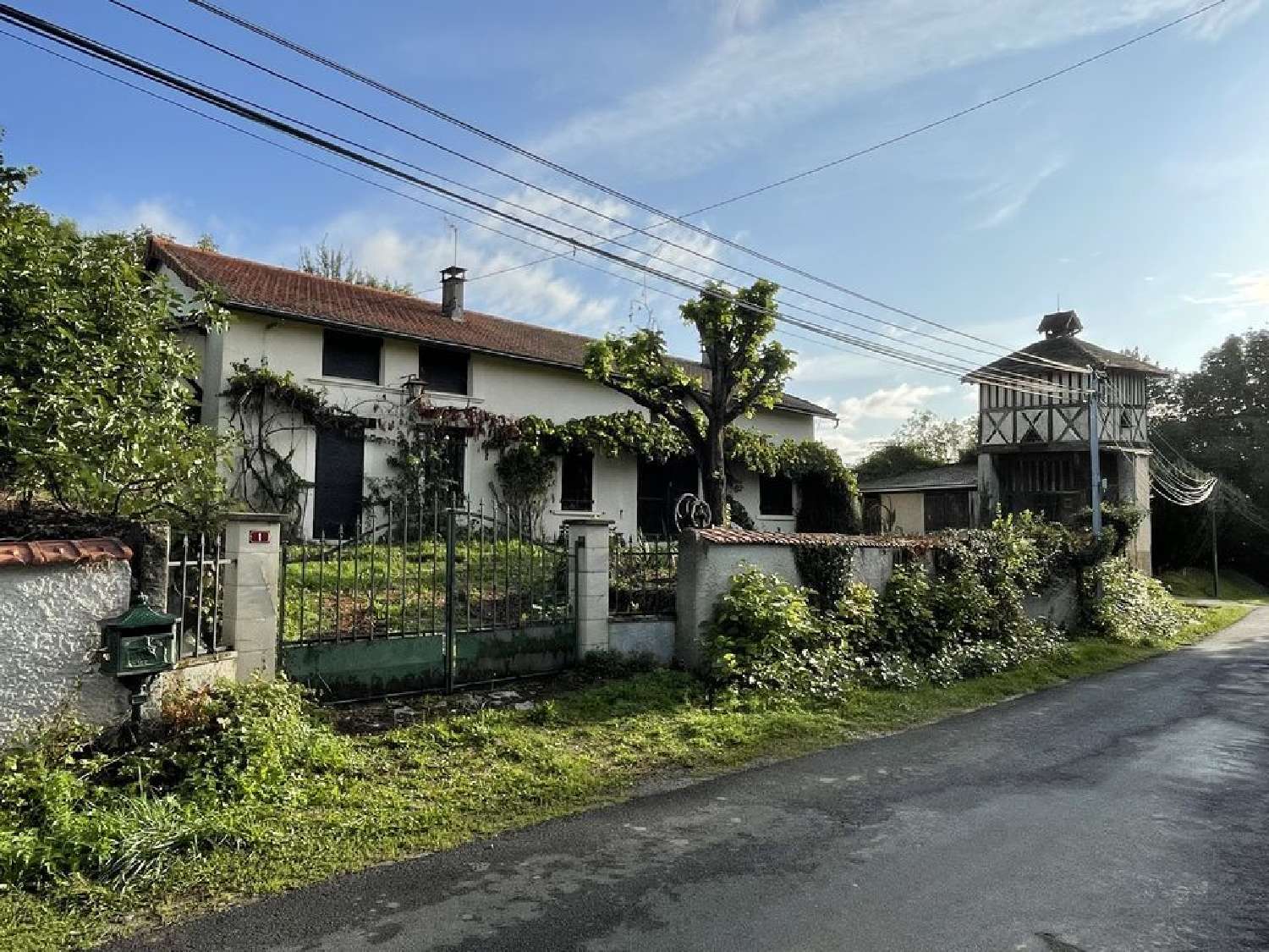  for sale house Luzillat Puy-de-Dôme 1