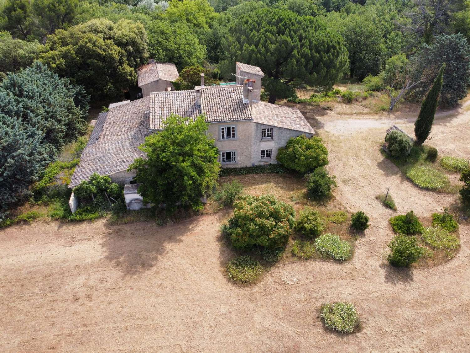 te koop huis Maubec Vaucluse 1