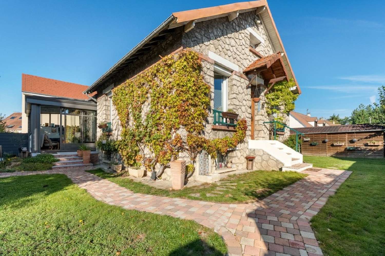  for sale house Maurecourt Yvelines 2