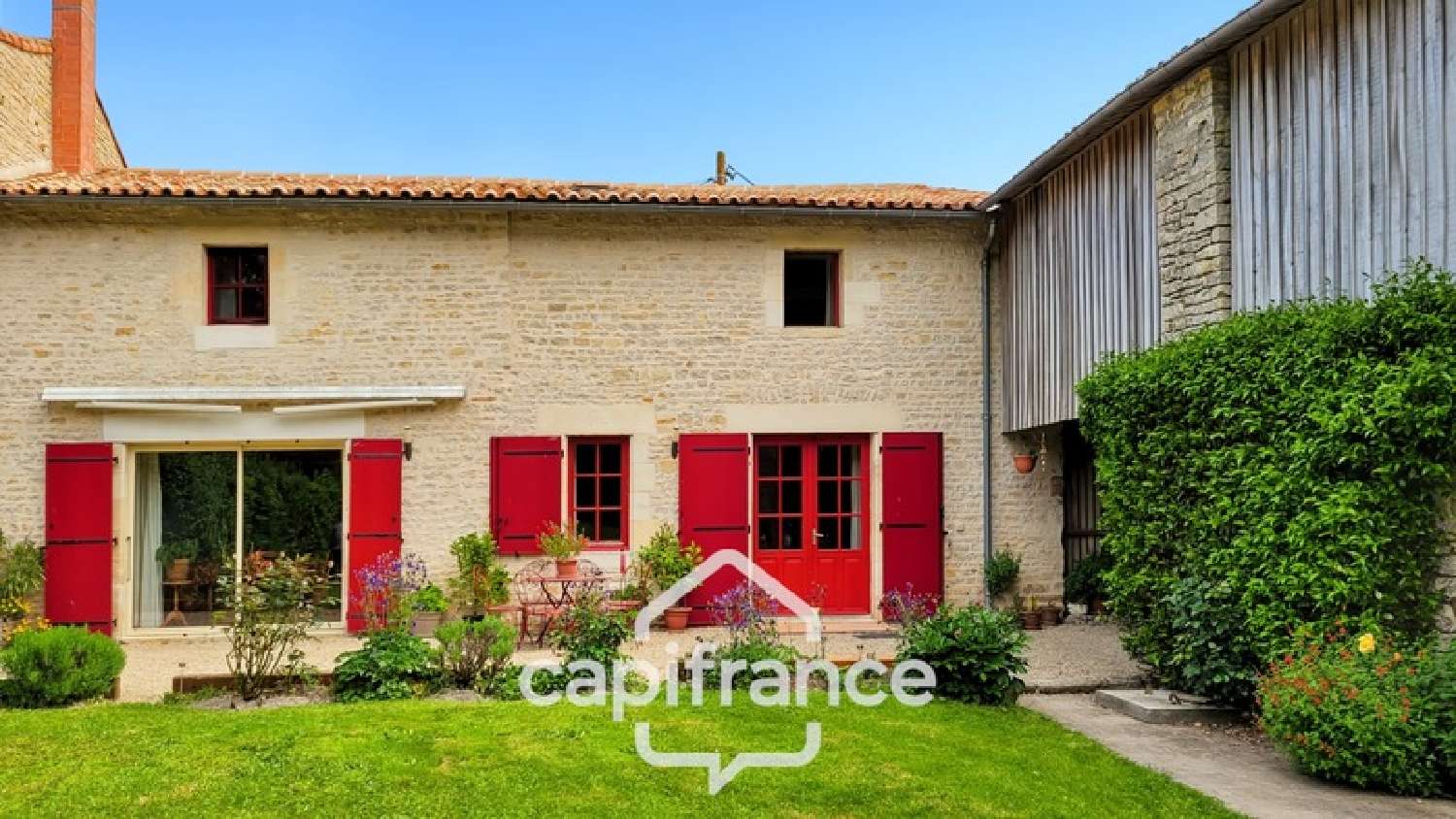  for sale house Mauzé-sur-le-Mignon Deux-Sèvres 1