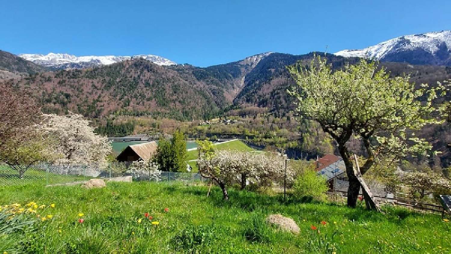  te koop huis Sarcenas Isère 1