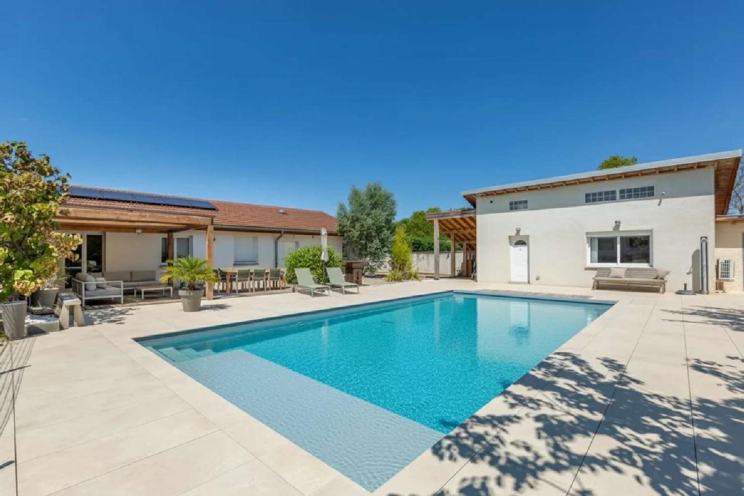  for sale house Meyzieu Rhône 1