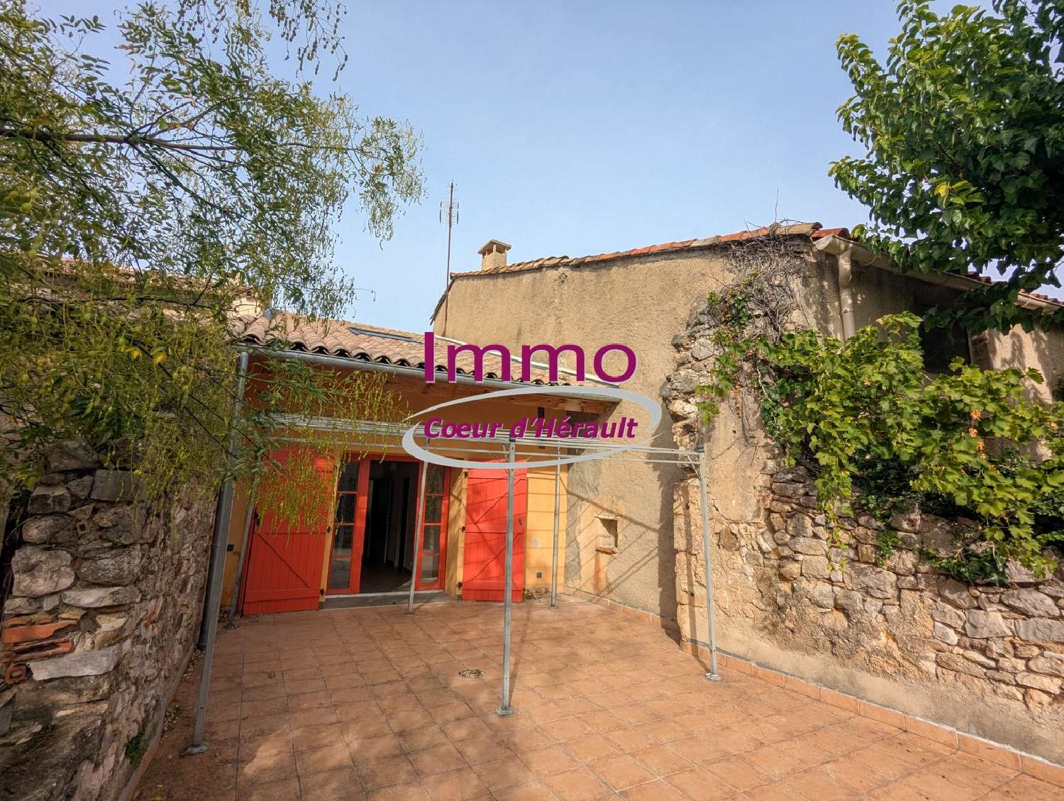  for sale house Montpeyroux Hérault 1