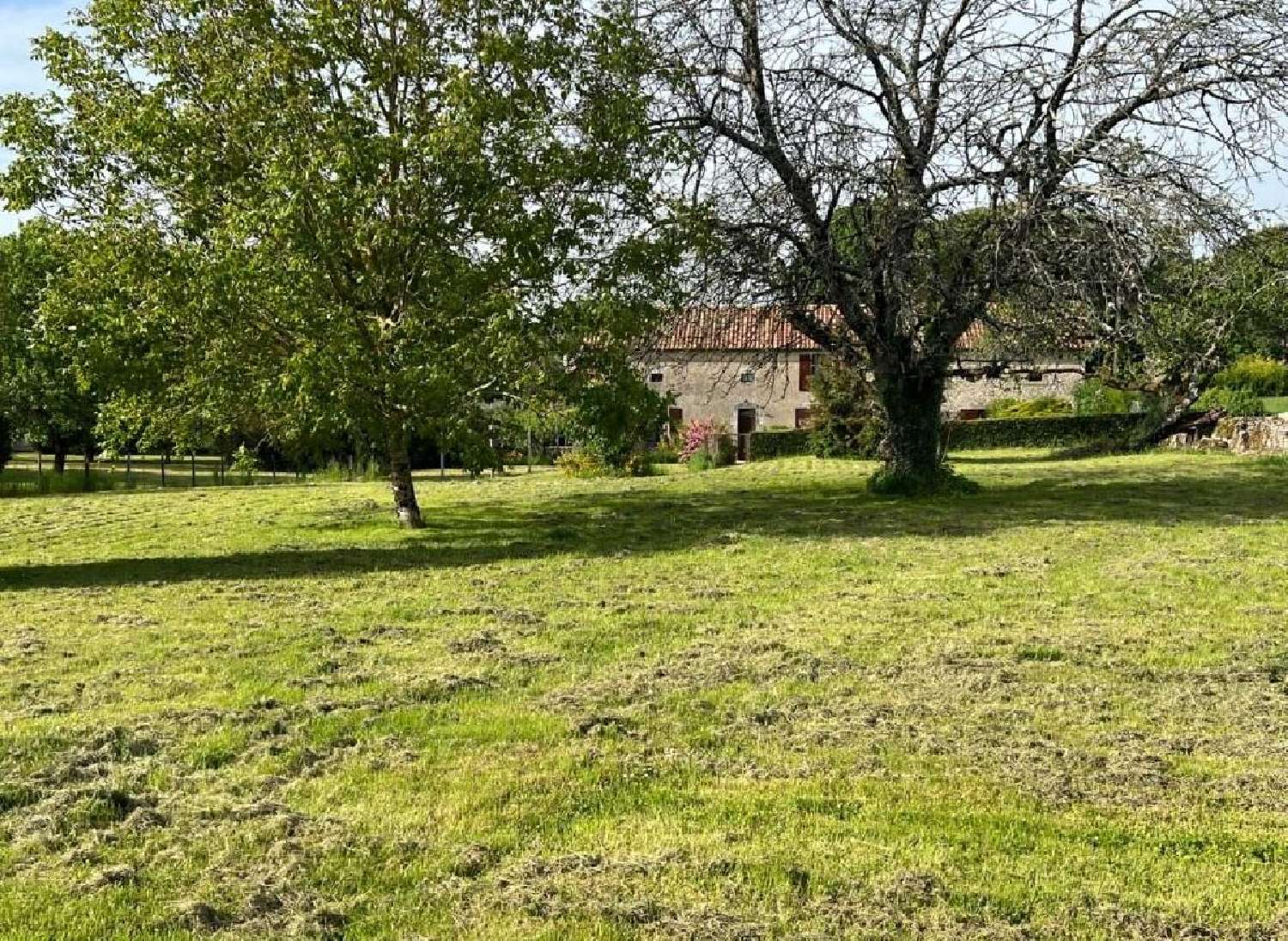  te koop huis Nanteuil-en-Vallée Charente 4