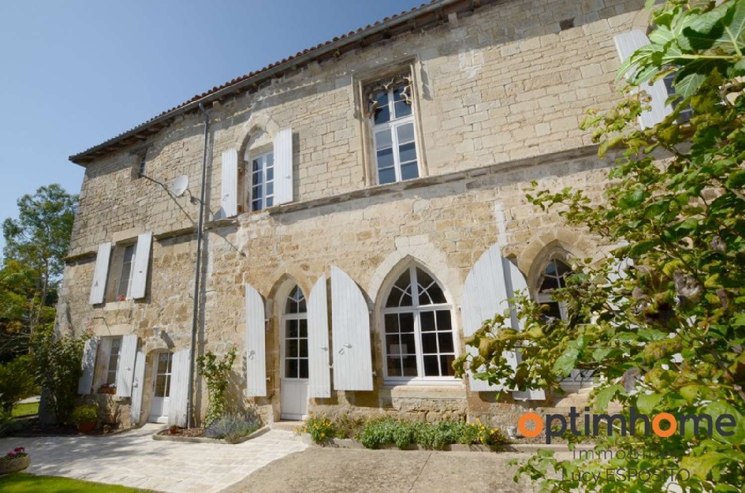  à vendre maison Nanteuil-en-Vallée Charente 2