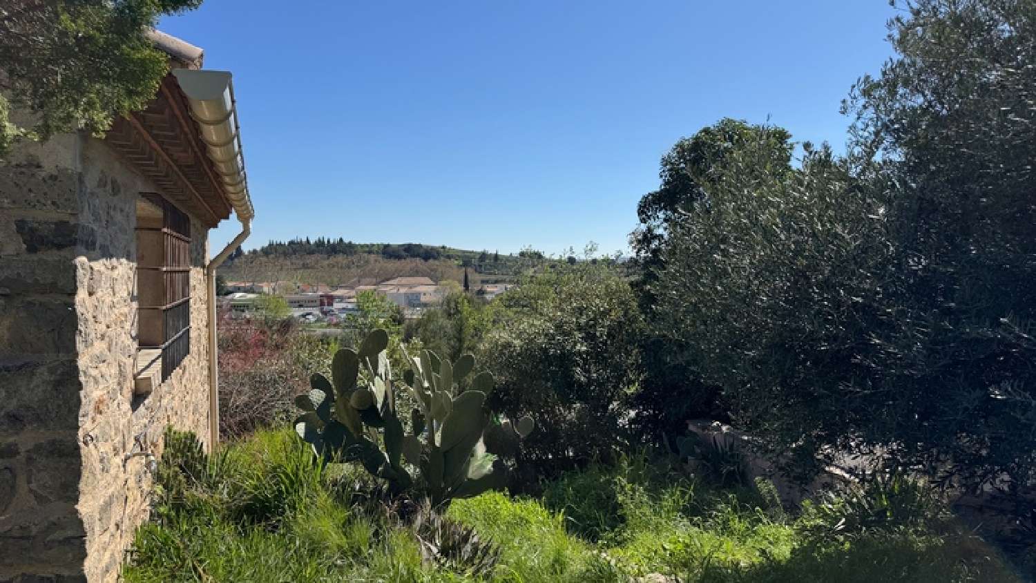  en venta casa Nébian Hérault 1