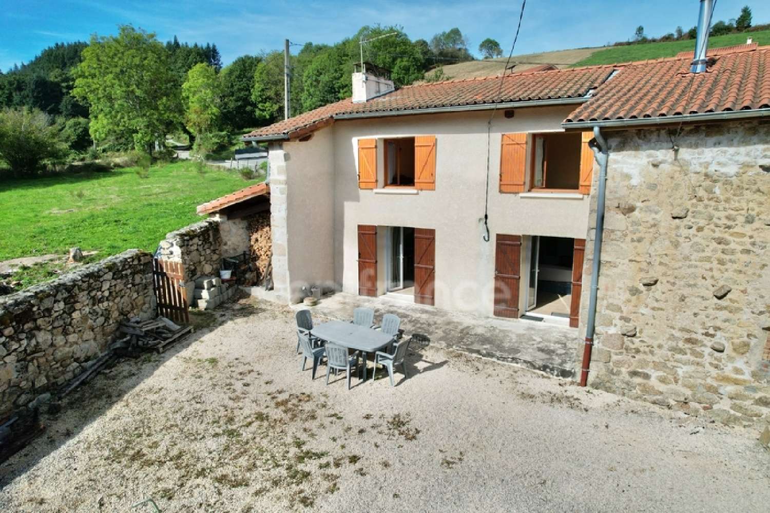  en venta casa Noirétable Loire 1