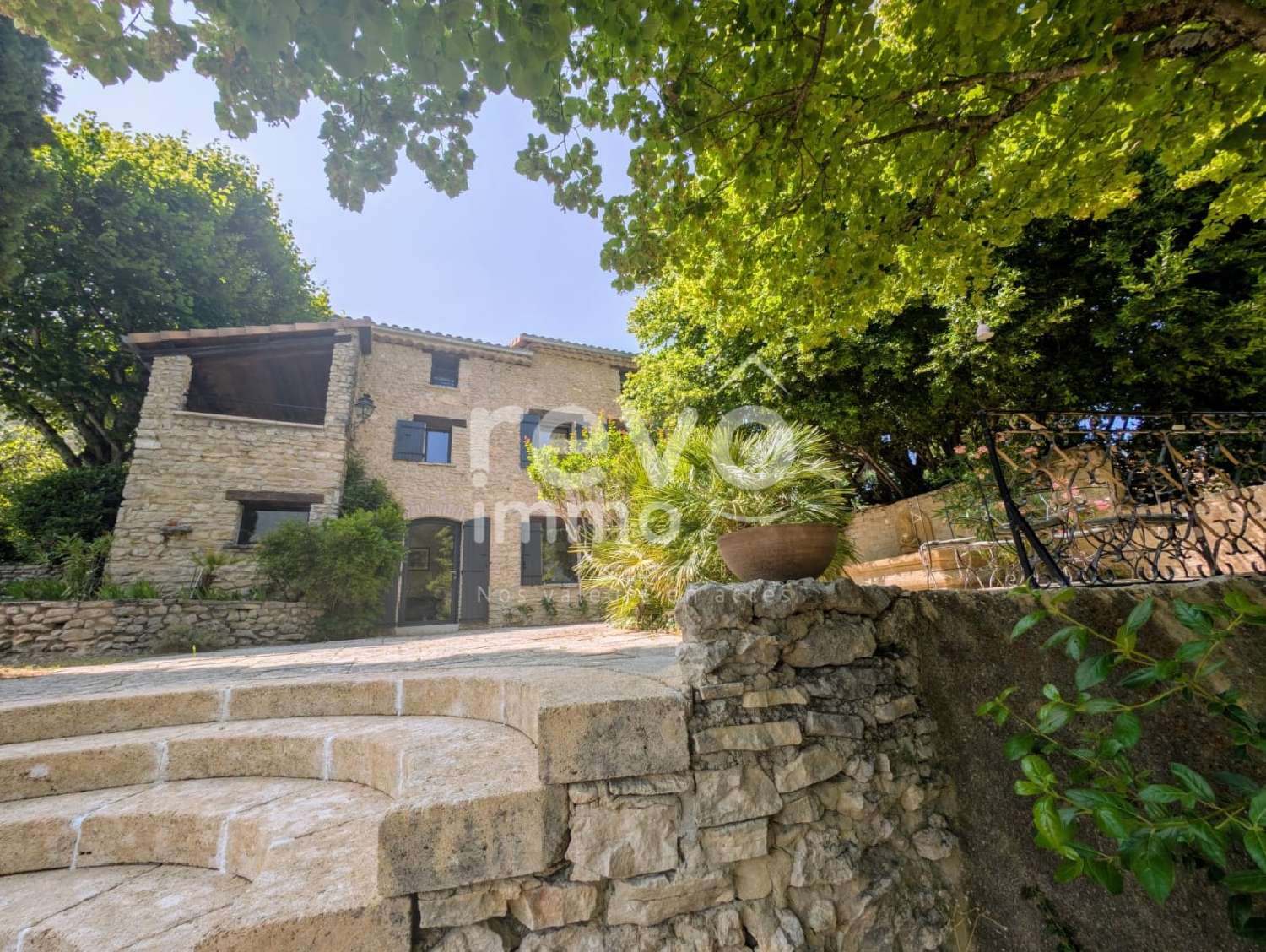 te koop huis Nyons Drôme 1