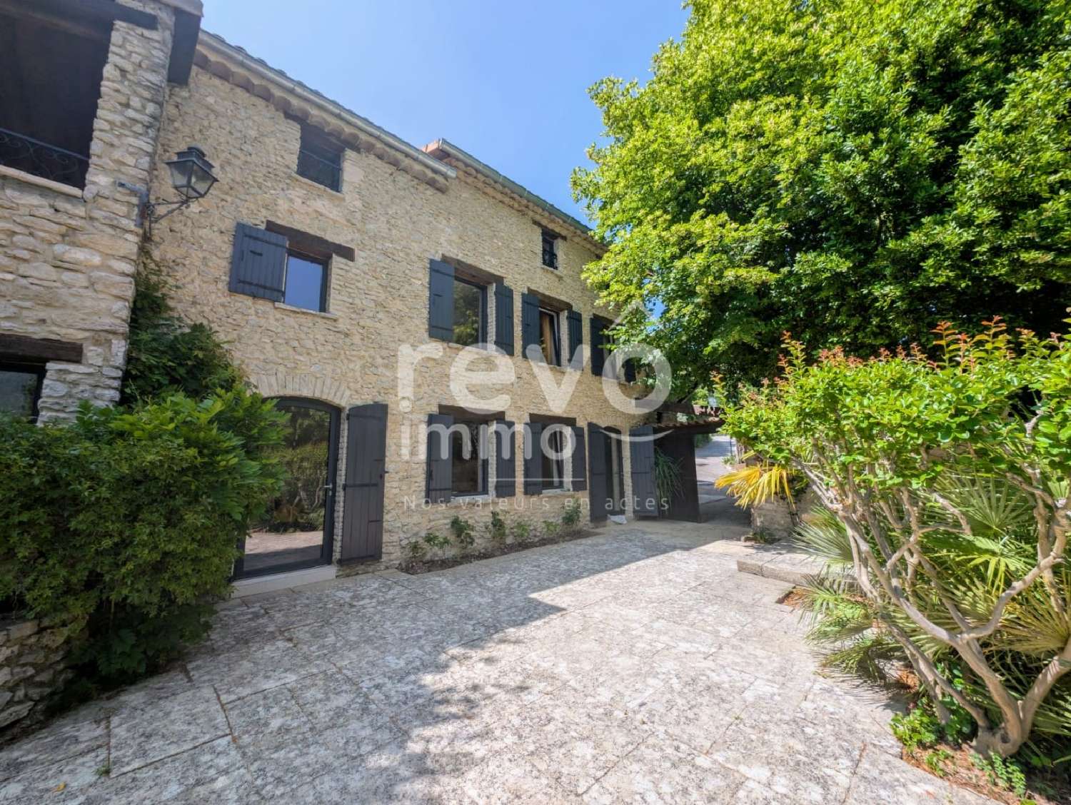 te koop huis Nyons Drôme 3