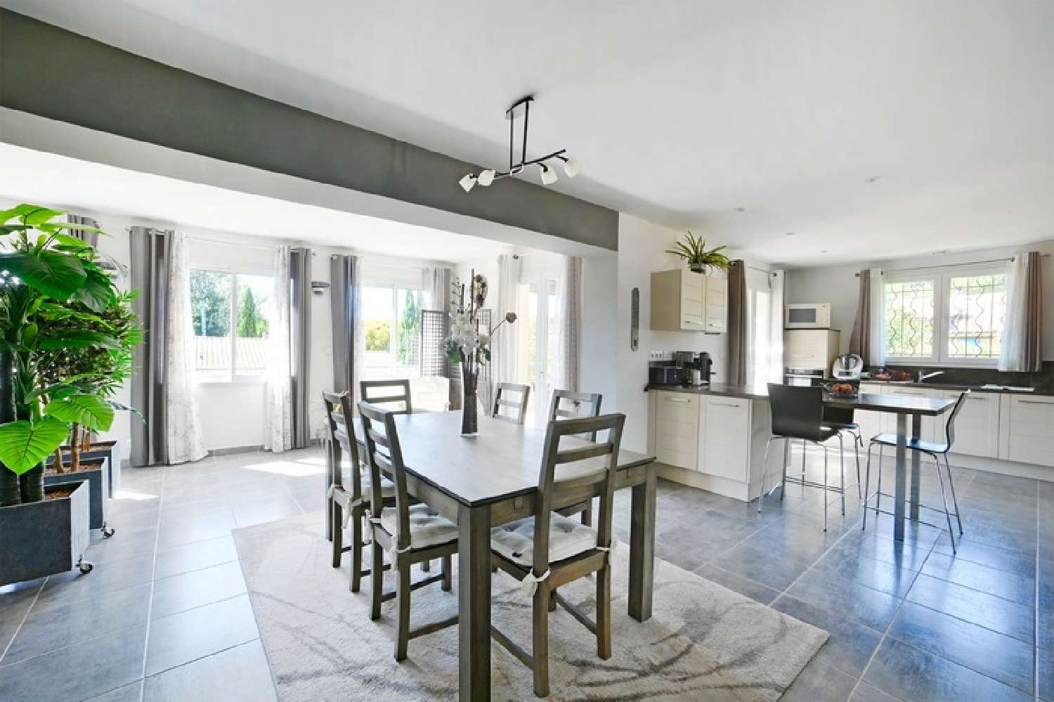  for sale house Orange Vaucluse 4