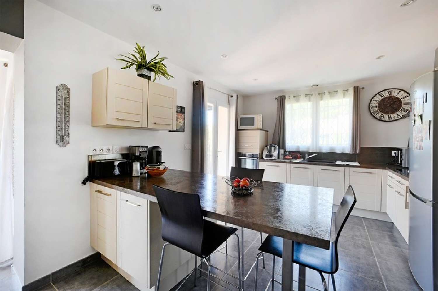  for sale house Orange Vaucluse 5