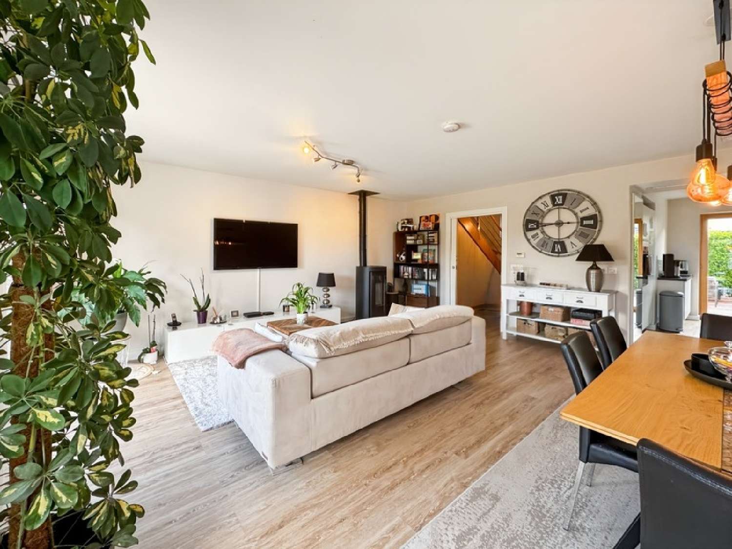  te koop huis Ornex Ain 3