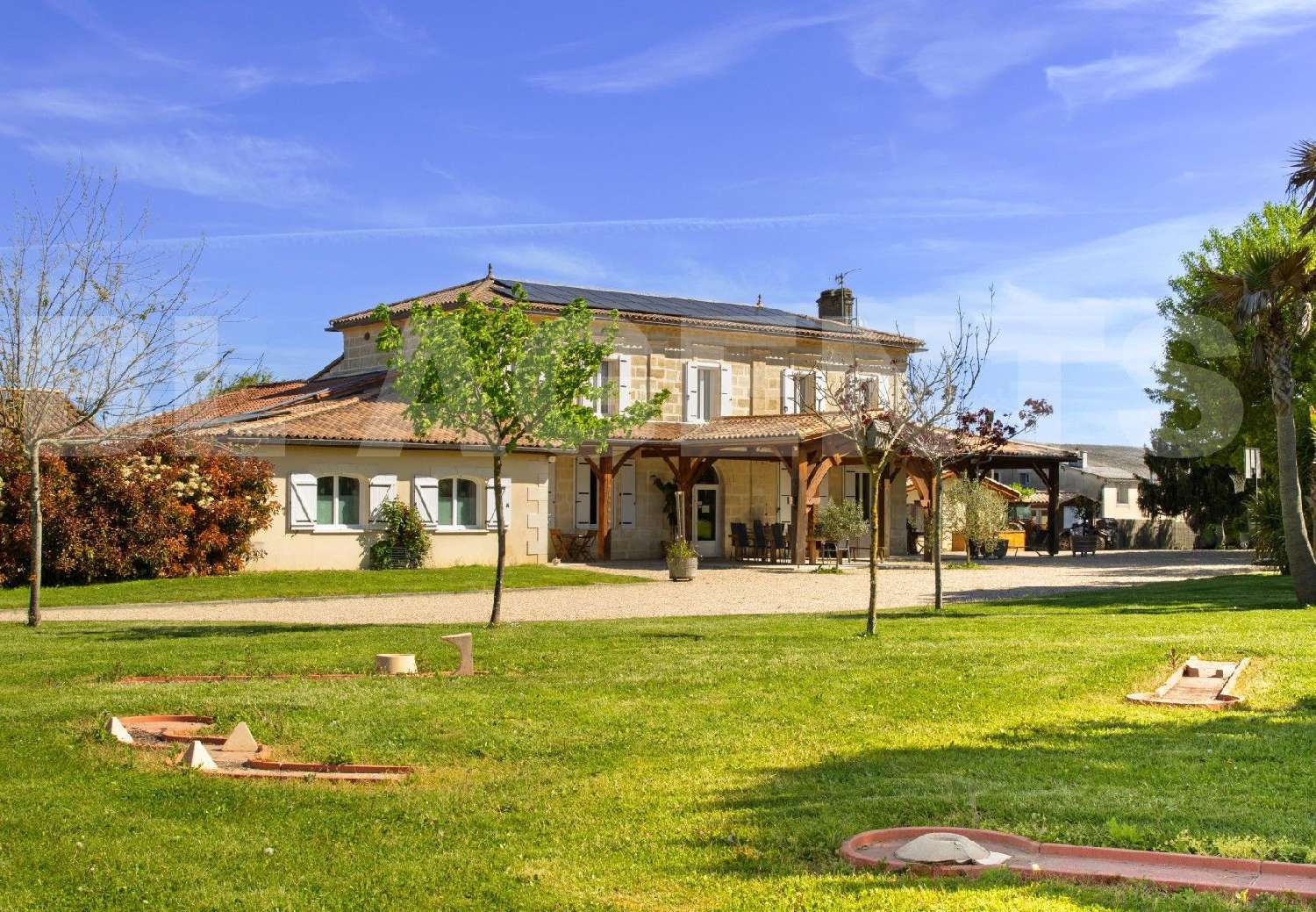  à vendre maison Périssac Gironde 1