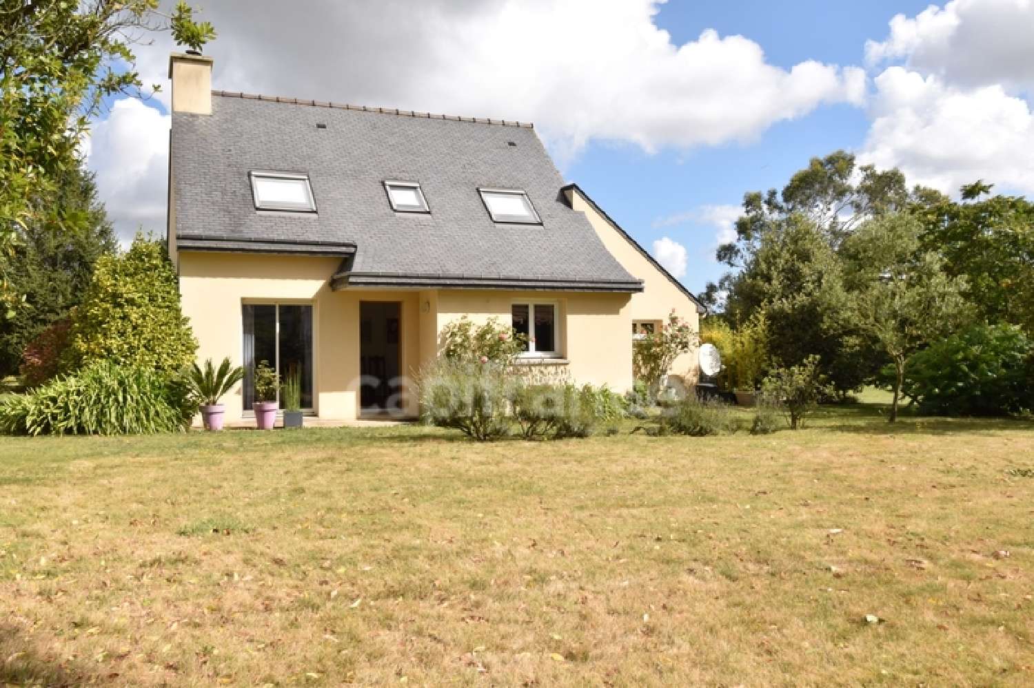 te koop huis Ploëzal Côtes-d'Armor 2