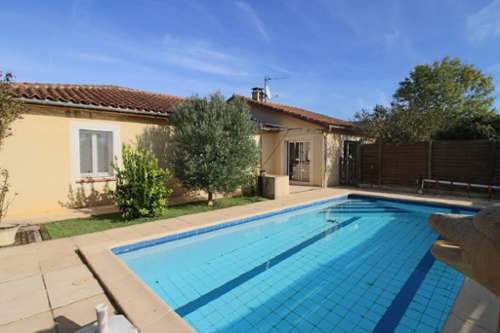 Puy-l'Évêque Lot huis foto 7159636