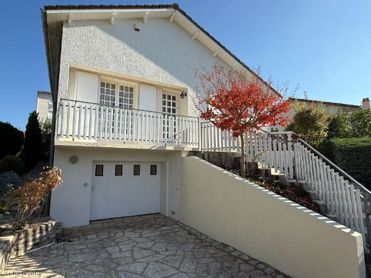 te koop huis Ruffec Charente 2