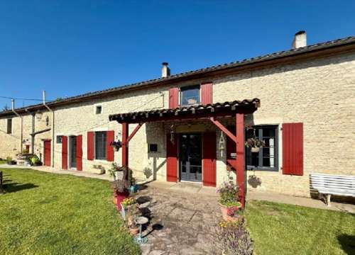Ruffec Charente huis foto 7159612