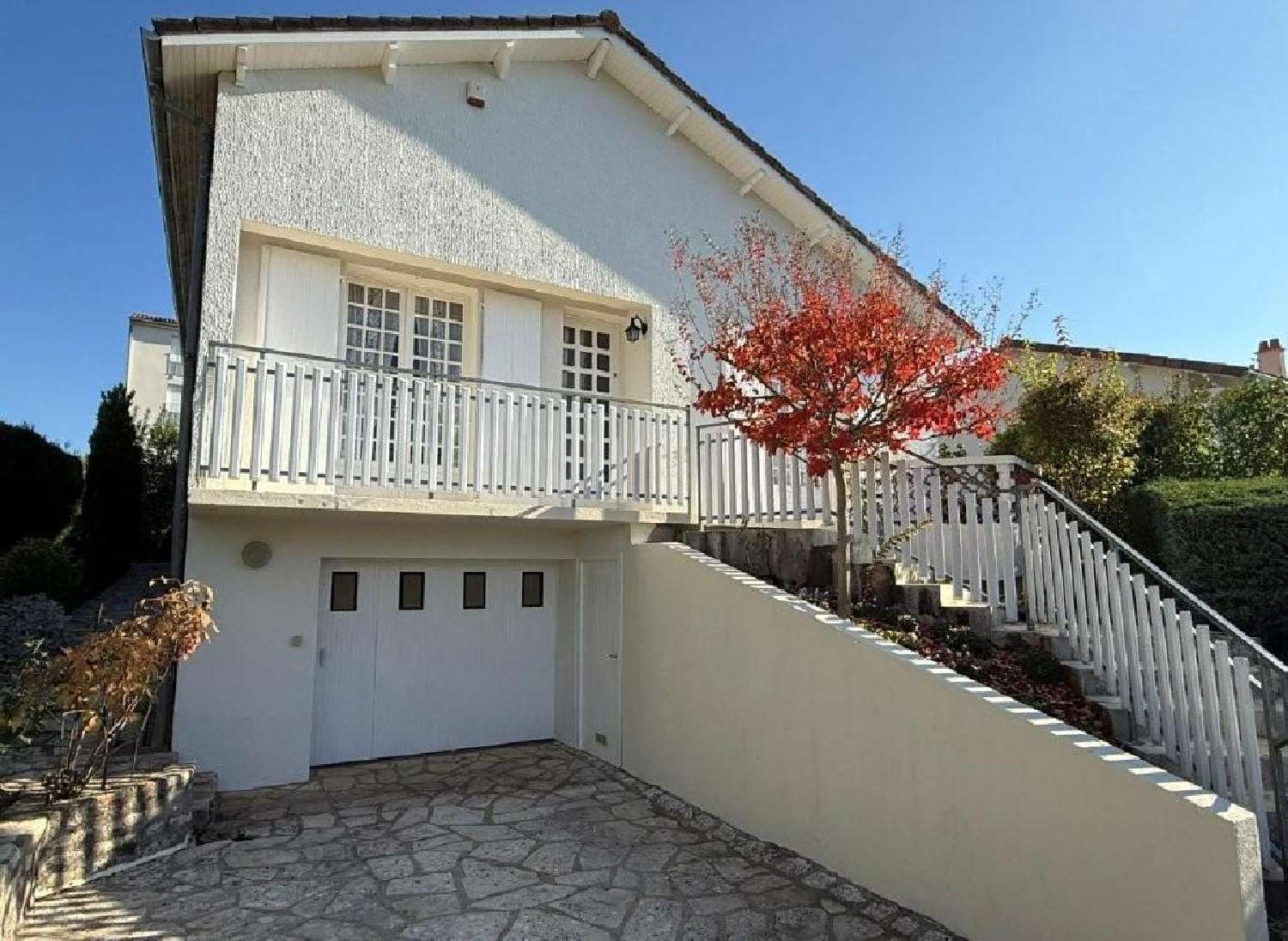 te koop huis Ruffec Charente 2