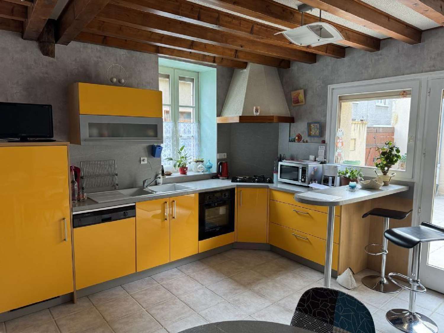  à vendre maison Saint-Amand-Montrond Cher 2