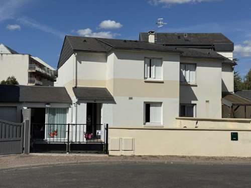 Saint-Amand-Montrond Cher huis foto 7168701