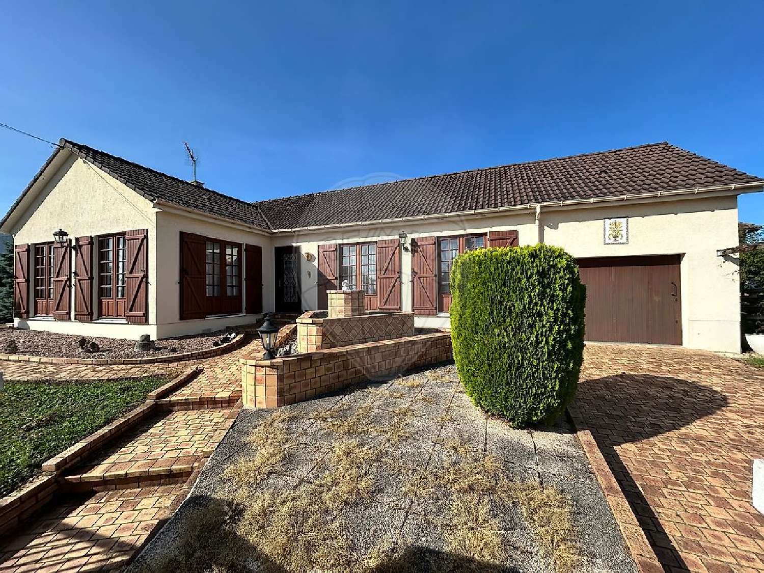  te koop huis Saint-Doulchard Cher 2
