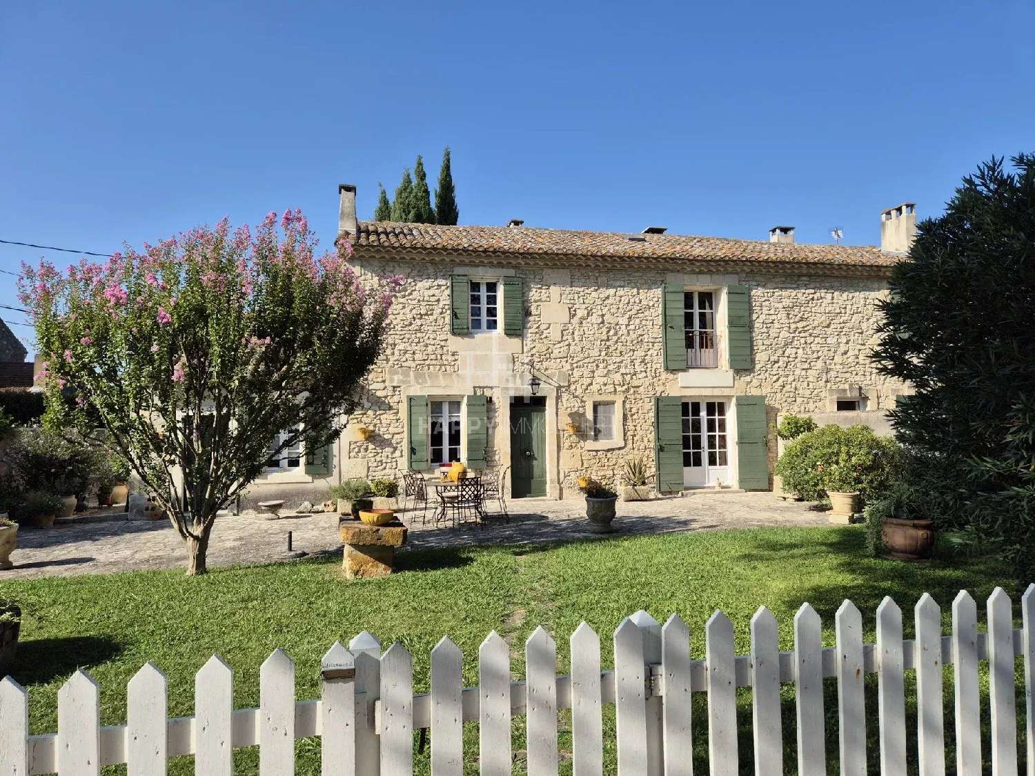  te koop huis Saint-Étienne-du-Grès Bouches-du-Rhône 1